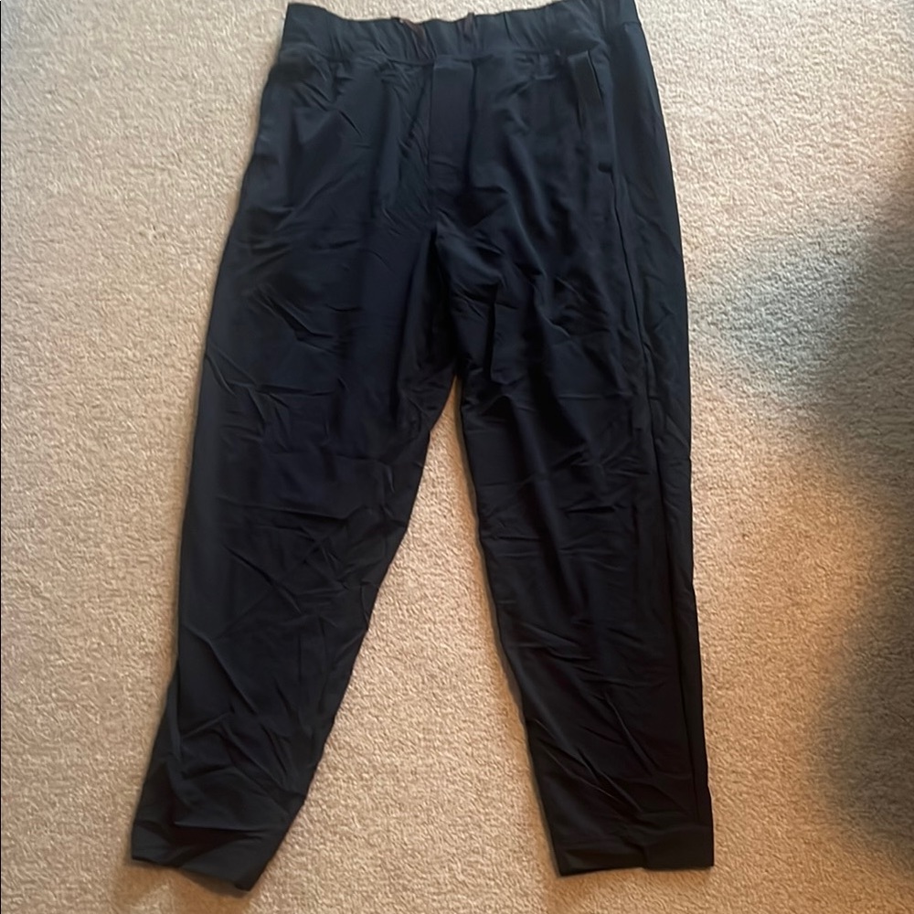 Cotopaxi Black Joggers with Elastic Waistband and Relaxed Fit
